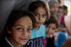 Dubai Cares announces two Education in Emergencies programs in Iraq and Indonesia at DIHAD