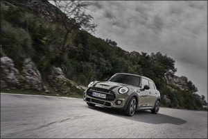 Abu Dhabi Motors launches new BMW & MINI Leasing Programme that puts flexibility, luxury and convenience in the driving seat