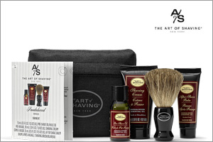 The Perfect Shave Kit for your Summer Travels