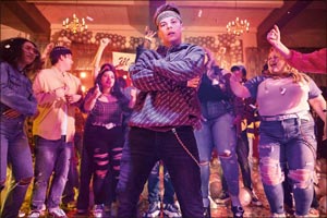 American Eagle Makes an “uproar” With Unrivaled New Jeans Collections Featuring Curvy & Airflex Fits