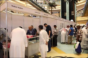 10th Sharjah Stamp Exhibition in Mega Mall Attracts Huge Turnout