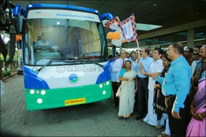 Aster Volunteers flags off its 9th Mobile Medical Service from Aster Medcity, Kochi