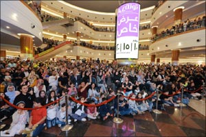 Dalma Mall Induces Nostalgic Moments for a Gathering of Over 15000 Fans With Arabic Folklore Music