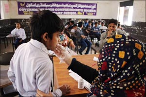Dubai Cares joins the Government of Pakistan's efforts to combat intestinal worms among school-aged children
