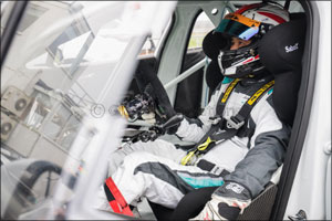 Japanese Driver Takuma Aoki Joins the Jaguar I-pace Etrophy Series With Team Yokohama Challenge