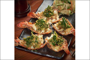Al Ghurair Centre's Dining District Just Got Even Tastier with the Launch of Its New 2 for 1 App!