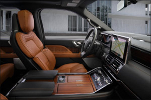 Lincoln Navigator Charts the Course for Full Size Luxury SUVs to Follow