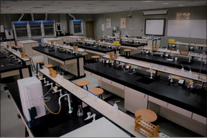 Abu Dhabi University Launches New Concentrations for College of Engineering and College of Arts and Sciences