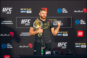 Abu Dhabi Delivers Again as Mega Return to Fight Island Series Opens With ‘Memorable' UFC® 253