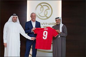 Liverpool Legend Ian Rush visits Dubai Sports Council, Discusses Starting Projects in Dubai