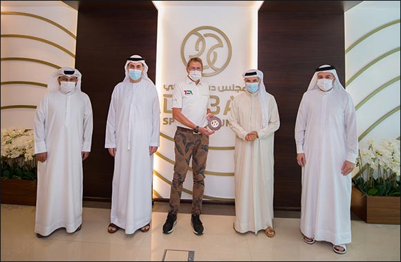 Dubai Sports Council honours 7 Emirates Run' founder Lauxen for his Service to Community