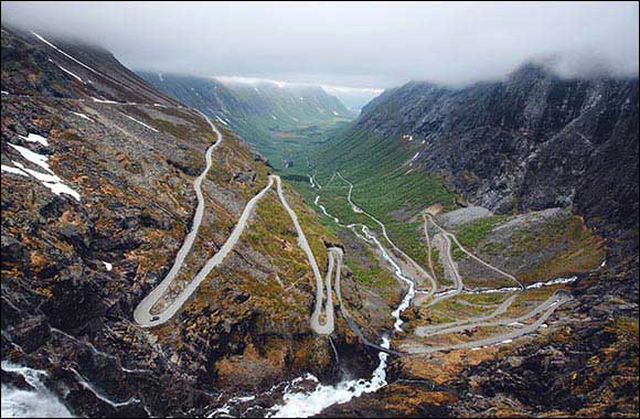 Land Rover and Royal Geographical Society Launch 2021 Earth Photo' Challenge