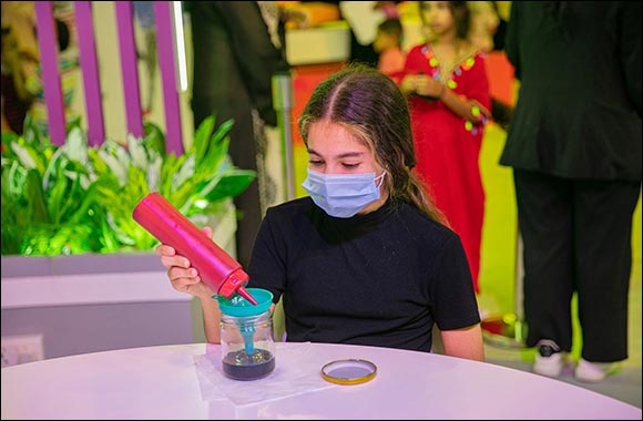 Science Made Fun at SCRF 2021: Children Explore  the Workings of Density and Mass