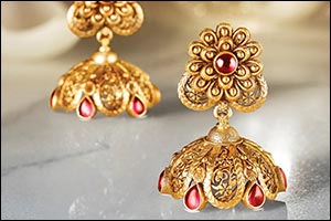 Tanishq Reiterates Promises and Commitment to Regional Customers
