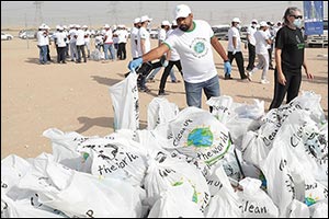 Dubai Municipality Organizes Community Volunteering Public Cleanliness Event'