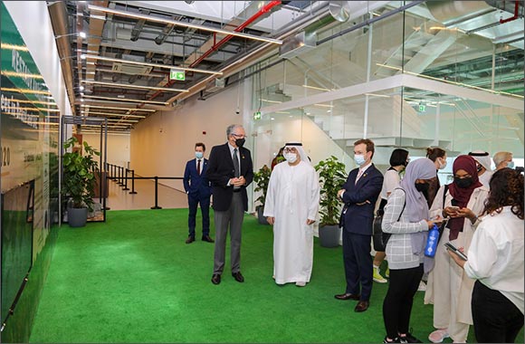 Minister of Health and Prevention Reviews Sustainability and Biodiversity Plans at the Brazilian Pavilion