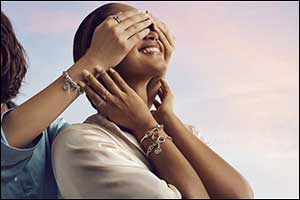 Symbols and Colours by Pandora: Little Symbols of Big Dreams