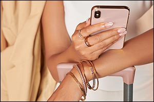 Glow Up this Summer with Tanishq