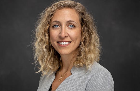 Breaking the Mould: Female Investors on the Rise in the Emirates