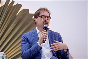 'Retracing Linguistic Data Essential to Understand Human Evolution': Italian Philosopher of Science at SIBF 2022