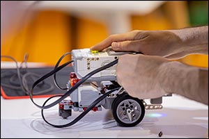 Learn How to Programme a Sumo Robot at SIBF 2022