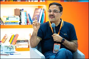 ‘There's No Right Time to Write a Book', Says Best-Selling Indian Banker-Turned Author at SIBF 2022