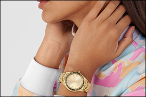 ‘Eclipse' Timepiece   Redefines Feminine Charm