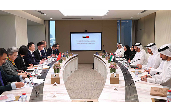 UAE and China explore ways to enhance economic and investment relations in new economy, entrepreneurship, tourism, aviation, and logistics sectors