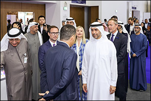 His Excellency Awadh Seghayer Al Ketbi, Director General of Dubai Health Authority, opens Medlab Middle East 2025