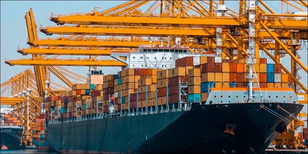 PCFC Ensures Continuous Supply of Provision and Fuel to Ships at Dubai Ports and its Anchorage Areas