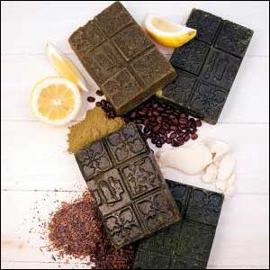 Everything you've been dyeing to know about henna!