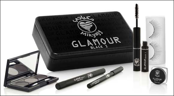 Put your superstar eyes in the spotlight with Mikyajy's Glamour Black I collection