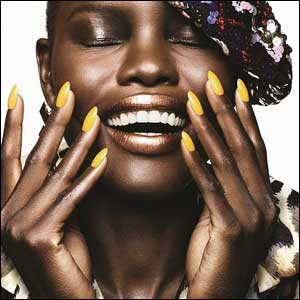 Stay fashion forward with CND weekly nail polish – Vinylux!