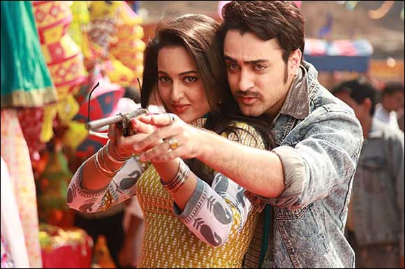 Imran and Sonakshi Sizzle on the Silver Screen in Once Upon A Time In Mumbai Dobaara