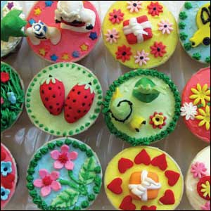 Fun Interactive “Kids Cupcake Decorating Session” at Ramadan Night Market