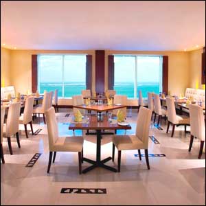 Emirates Grand Hotel hosts Iftar for media and business associates