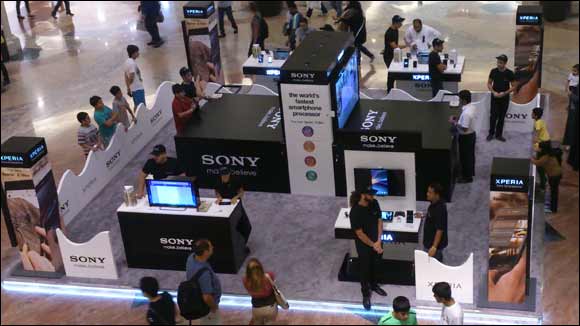 The New Xperia™ Z Ultra: The World's Slimmest and Largest Full HD Smartphone Display* Now Available at Leading Retailers
