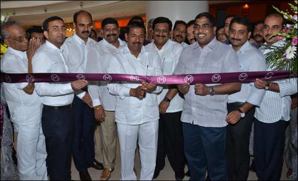 Malabar Gold & Diamonds - PR & Opening Photographs - Pune, Phoenix Market City - India Outlet