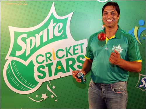 Cricket Legend Shoaib Akhtar to attend Sprite Cricket Stars Finals 2013