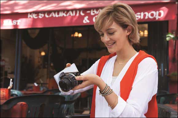 Discover Smarter Shooting and Wireless Sharing with Pocket-Sized Sony NEX-5T