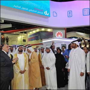His Highness Sheikh Mohammed bin Rashid Al Maktoum visits du at GITEX 2013