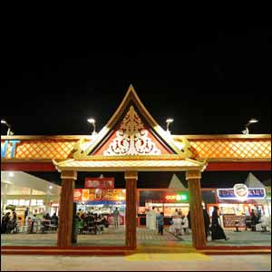 Visitors Enjoy Wide Range of Traditional Thai Cuisine in Exclusive Food Court at Global Village