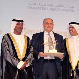 du's LEED platinum- certified Green Shop wins Golden Award for Small Energy Projects at Emirates Energy Award