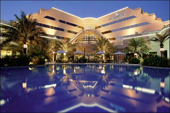 M&ouml;venpick Hotel Bahrain receives �Best Airport Hotel in Arabia' award.