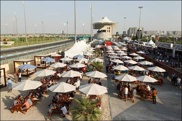 FANS REVEL IN F1� EXCITEMENT