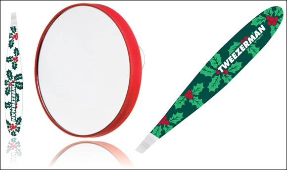�Tis the season for wow brows with Holly Print Mini Slant Tweezer