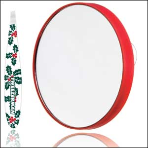 ‘Tis the season for wow brows with Holly Print Mini Slant Tweezer