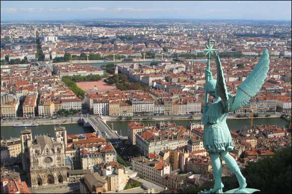 The City of Lyon (France) is an Official Supporter of The Dubai Universal Expo 2020 bBd
