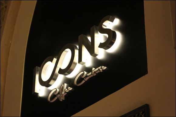 ICONS Coffee Couture's Barista artist crowned UAE's new Latte Art champion at the International Coffee & Tea Festival 2013