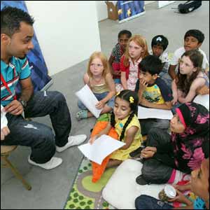 HSBC and the British Council UAE Celebrate National Day through kids read